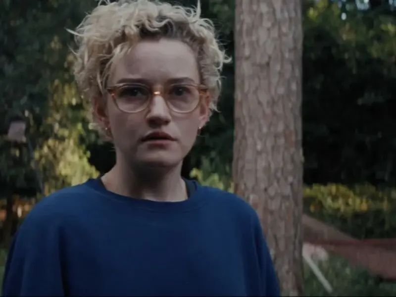 Julia Garner Faces a Town’s Nightmare in New Trailer for Horror Movie Weapons