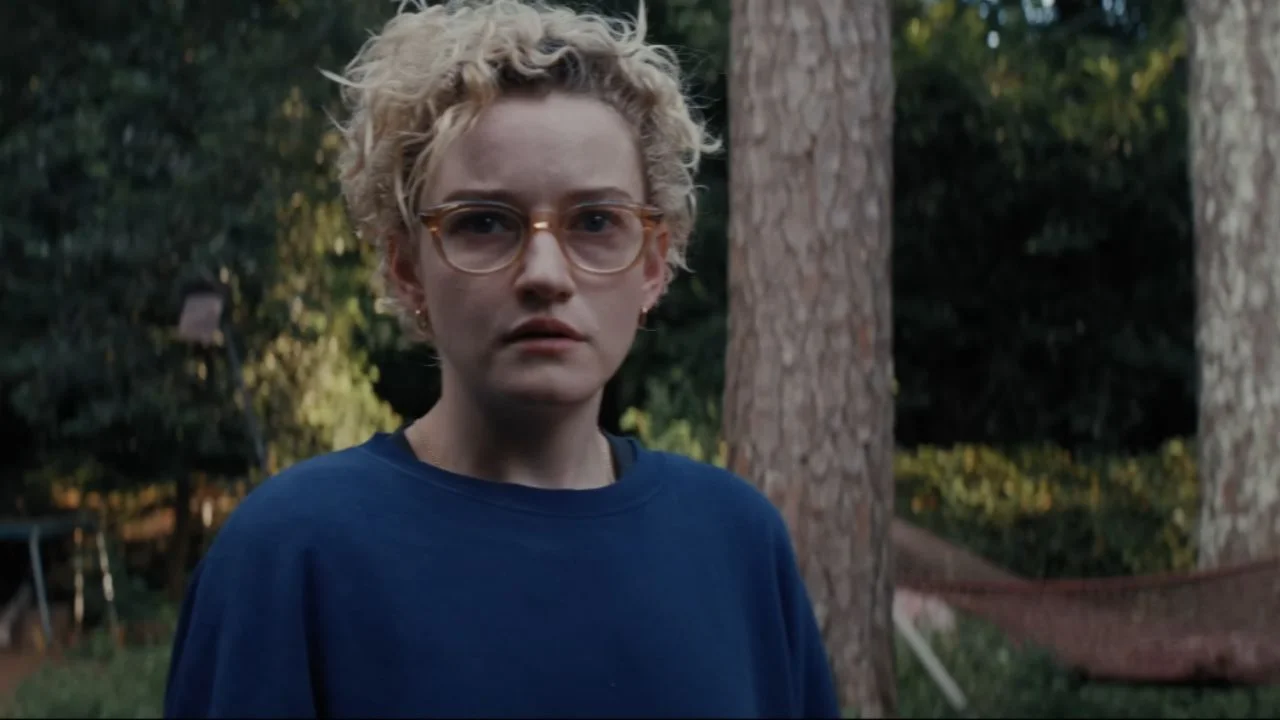Julia Garner Faces a Town's Nightmare in New Trailer for Horror Movie Weapons