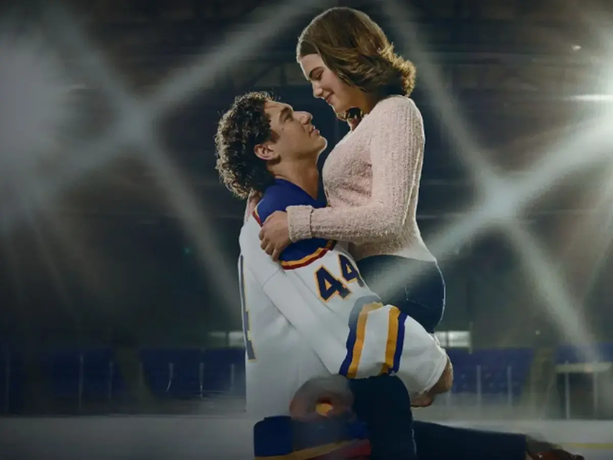 Off Campus Parents Guide (2026) – Is This Steamy College Drama Suitable for Teens?